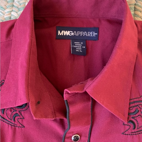 Vintage MWG APPAREL Burgundy With Black Piping Western Shirt Size 14.5” neck - Picture 6 of 8